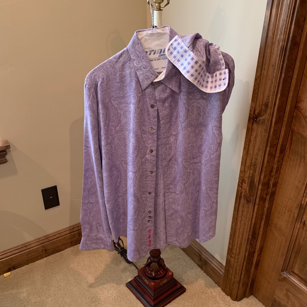 Robert Graham Dress shirt button up